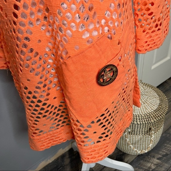 Mirror Image Neon Orange Artsy Sheer Perforated 3/4 Sleeve Size Medium Top - Picture 3 of 4